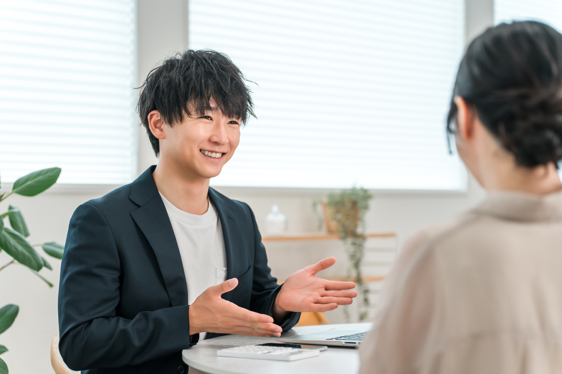 プレサンスの物件を買主側で確認する担当者