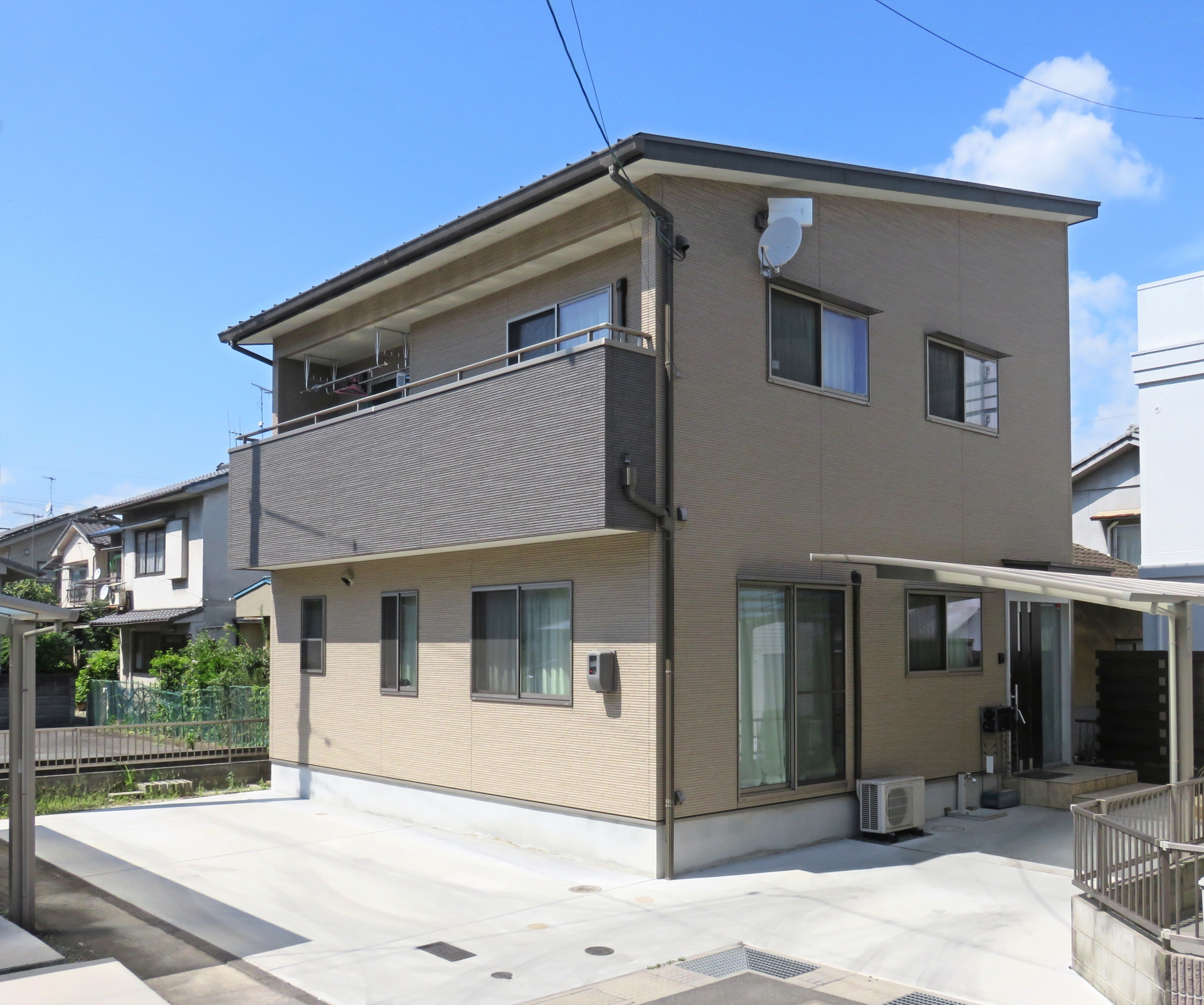 アーネストワンの分譲住宅の街並み